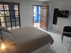 La Arena 3C Hotel Unit #2 - Sleeps 3